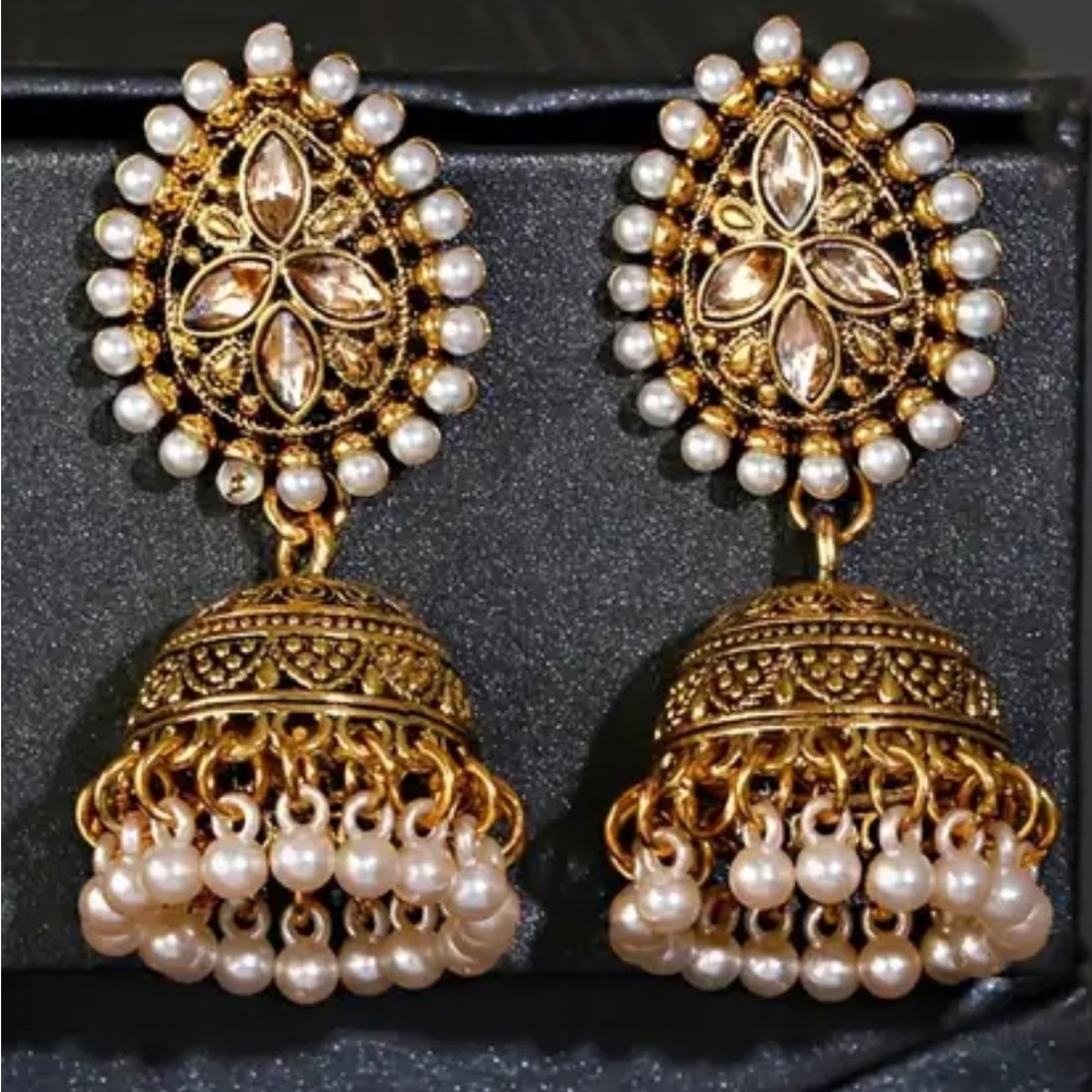 Pakistani Indian Gold tone Jhumka earrings elegant women’s jewelry